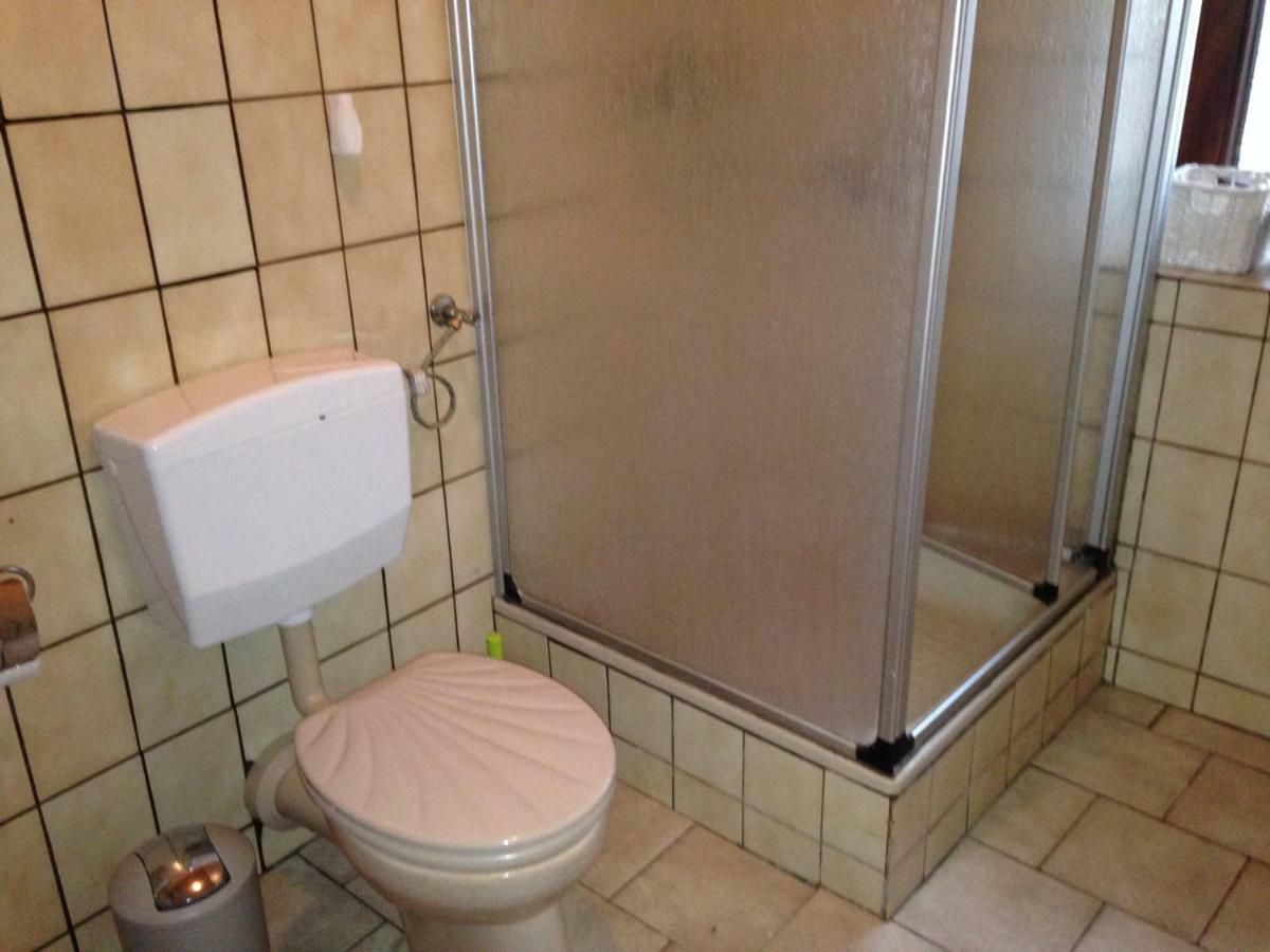 Vakantie Boerderij De Boerenzwaluw Karl Exteriör bild